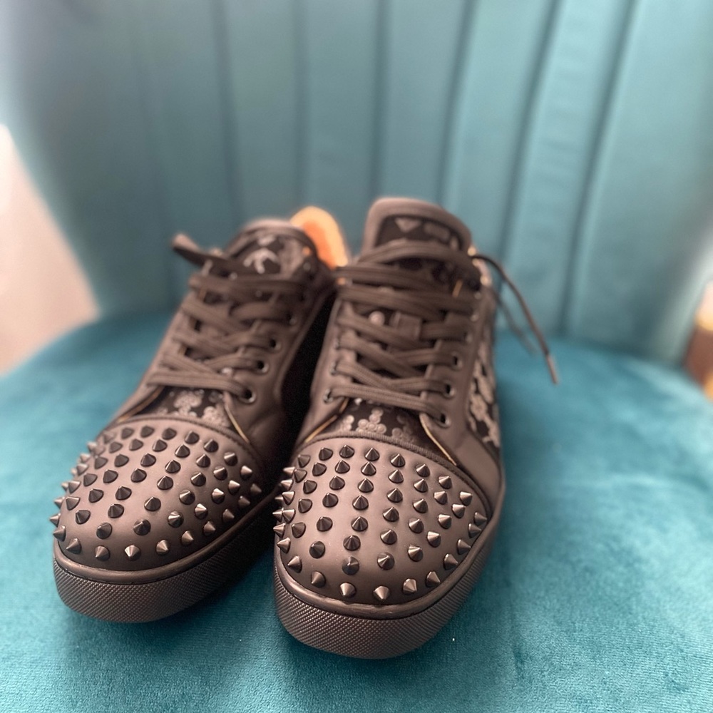 Brand new, never worn.